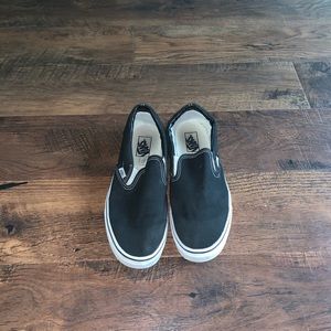 Black slip on vans
